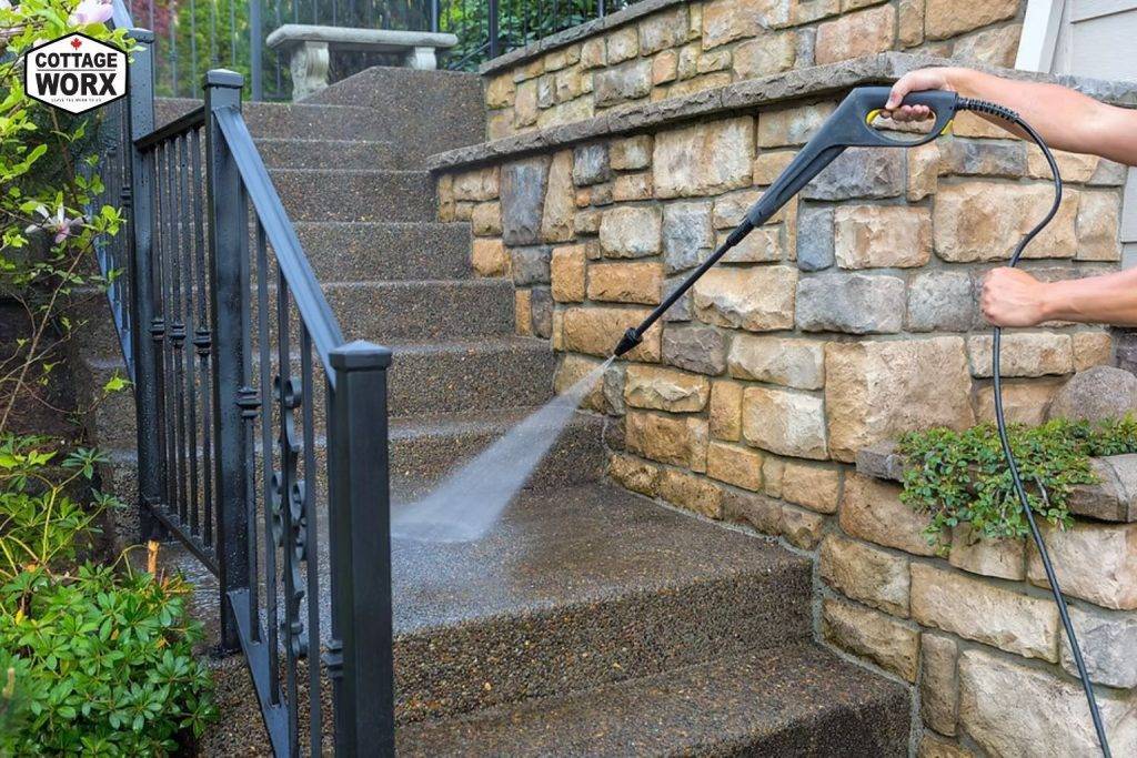 Property maintenance Haliburton and Wilberforce cottage care service